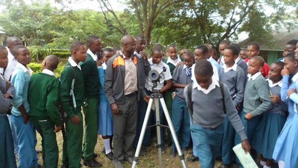 Mr Wilson teaching telescope viewing